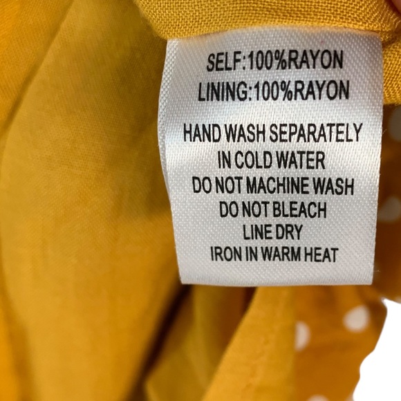 Cotton Candy Polka Dot V-neck Romper Size Small - Picture 14 of 17